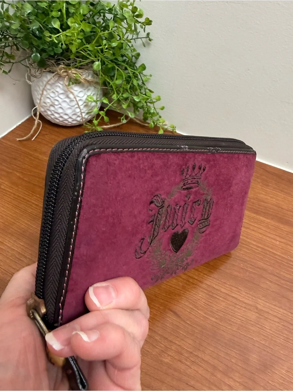 Juicy Couture Womens Purple Vintage Wallet Velour Logo Has Wear